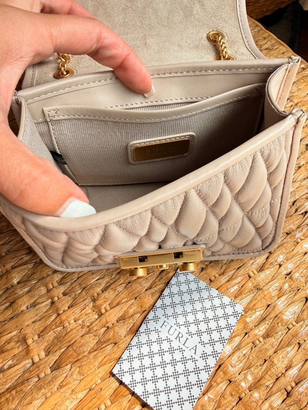 FURLA Quilted Metropolis Crossbody - Picture 7 of 7